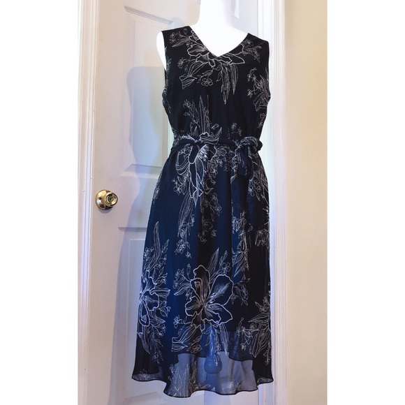 LOFT Dresses & Skirts - ❗️SALE❗️Loft Black Floral Print Dress Plus Size 14